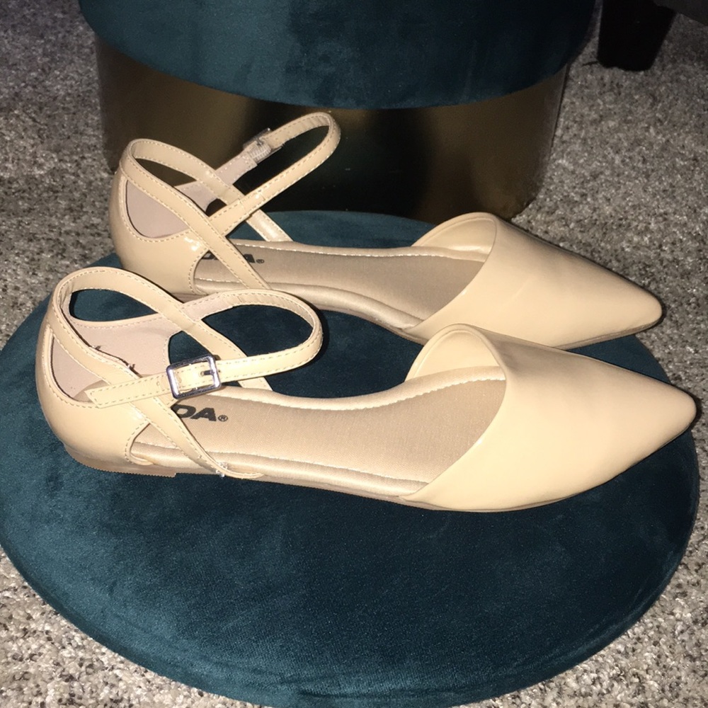 Shiny flats